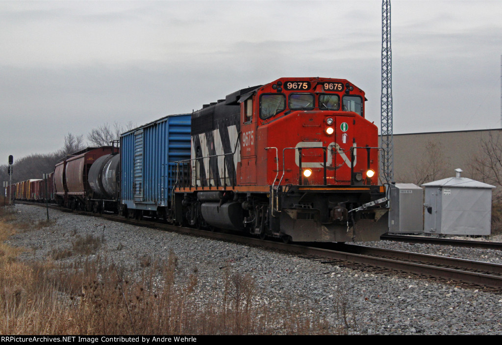 CN 9675 powers a long L504 south to Waukesha